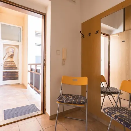 Apartment Downtown Apartments Kozatska Prague