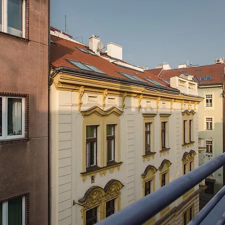 Apartment Downtown Apartments Kozatska *