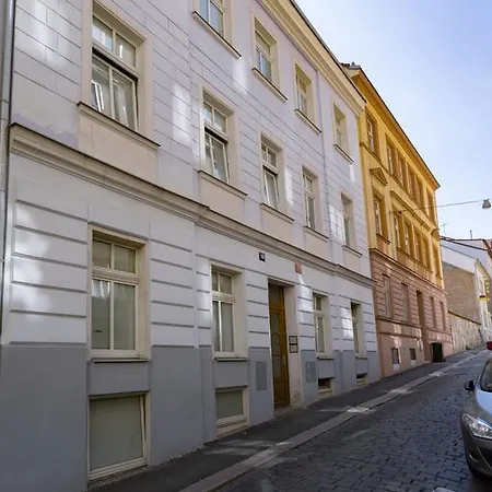 Downtown Kozatska Apartment